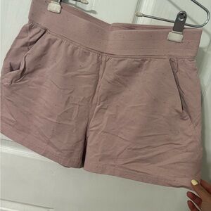 Women's Luluemon  Pink Shorts